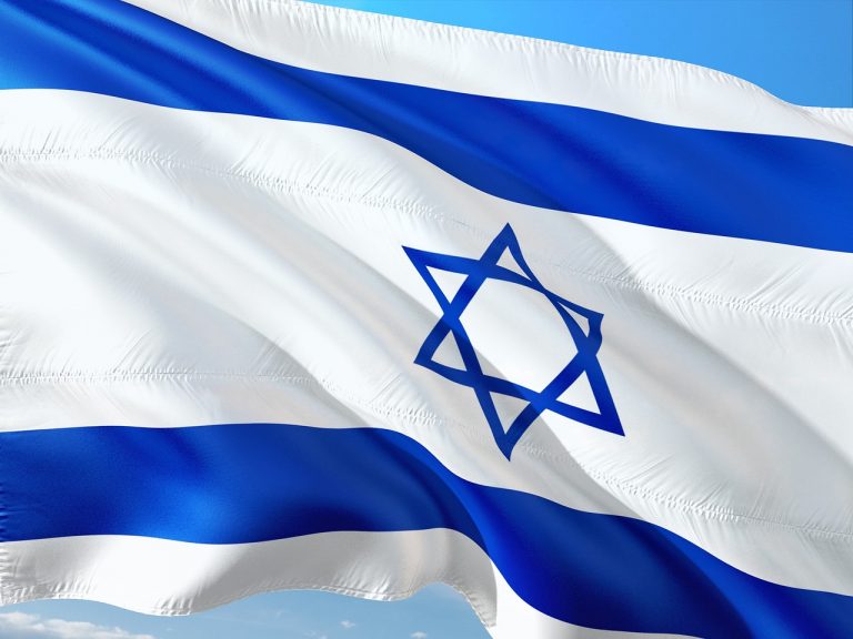 Landesweite Beflaggung als Zeichen der Solidarität mit Israel